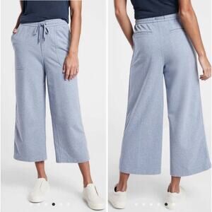 Athleta Farallon Wide Leg Crop Pants Blue Size 8 Drawstring Comfy